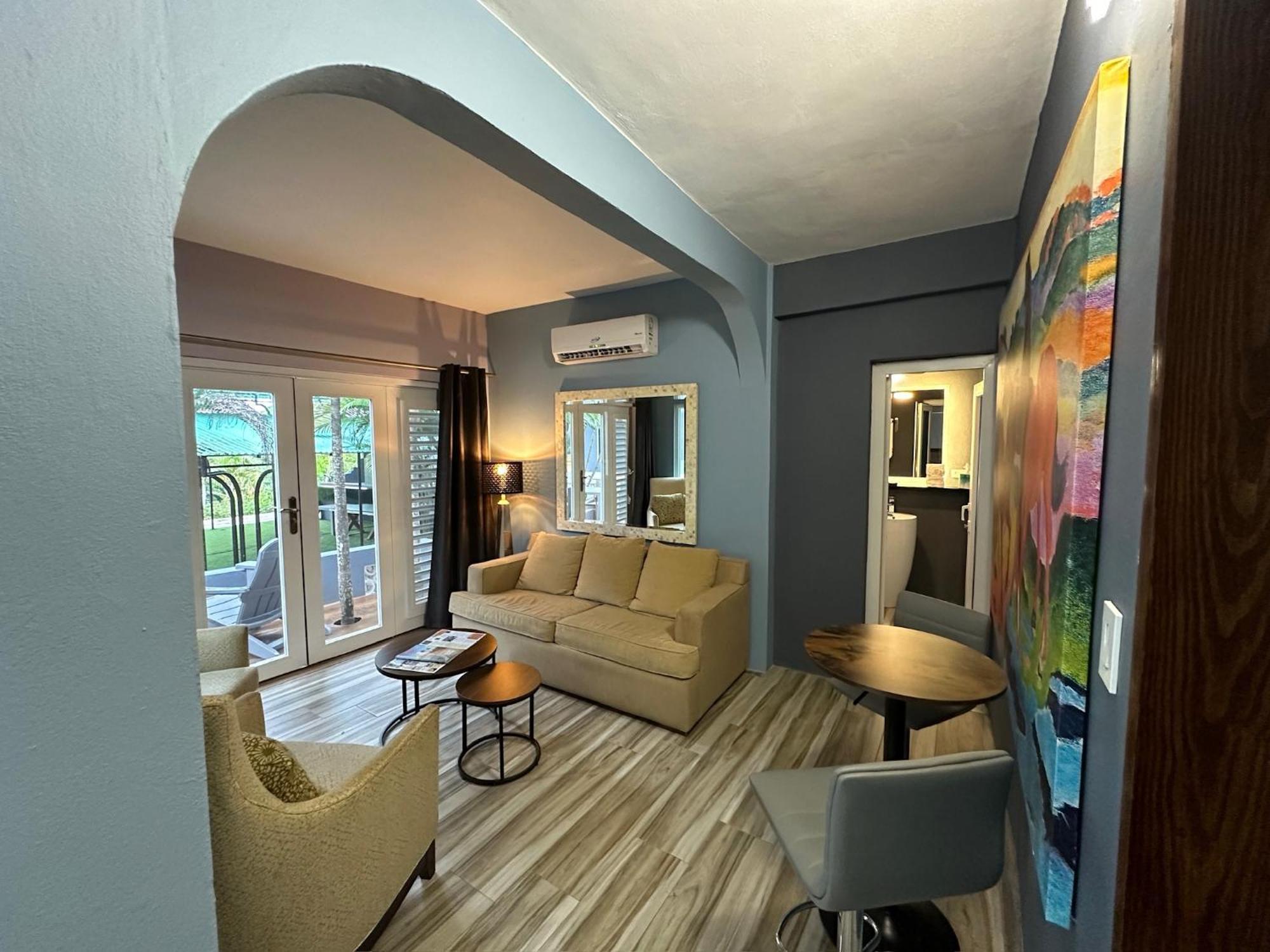 Old Crow Hotel And Suites Vieques Ngoại thất bức ảnh